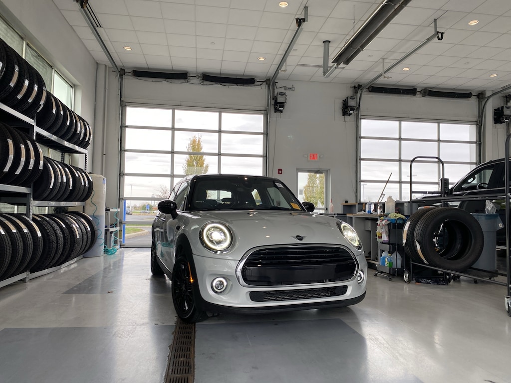 Used 2020 MINI Hardtop 4 Door Cooper FWD Hatchback