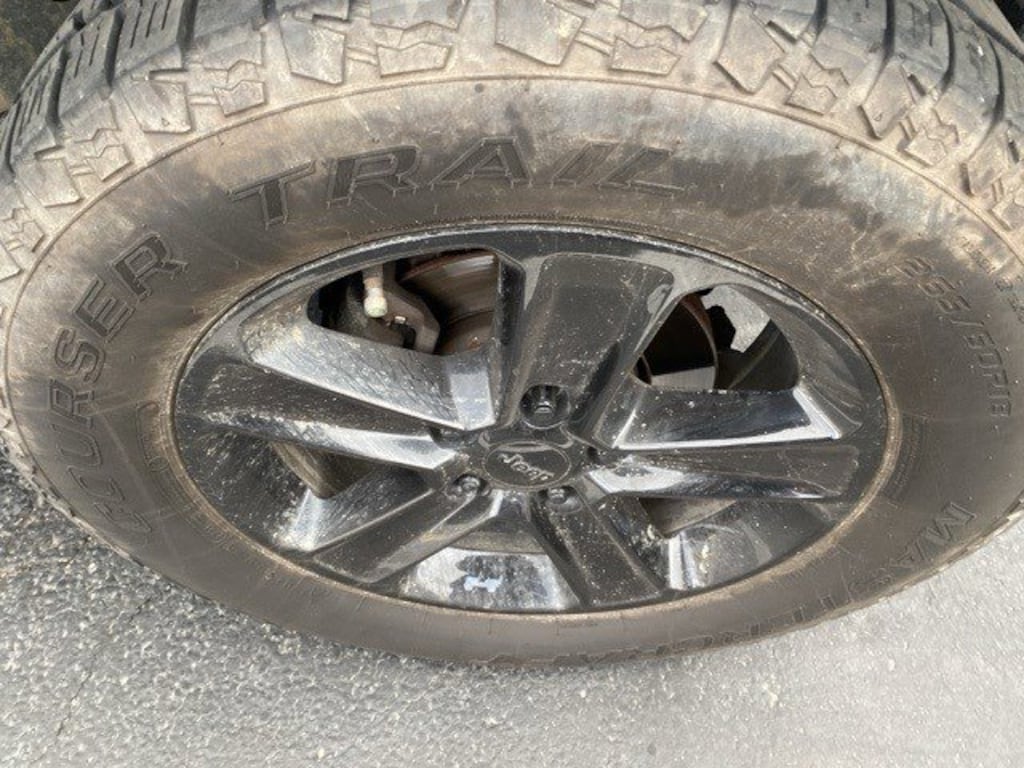 Used 2017 Jeep Wrangler Unlimited Sport 4x4 SUV