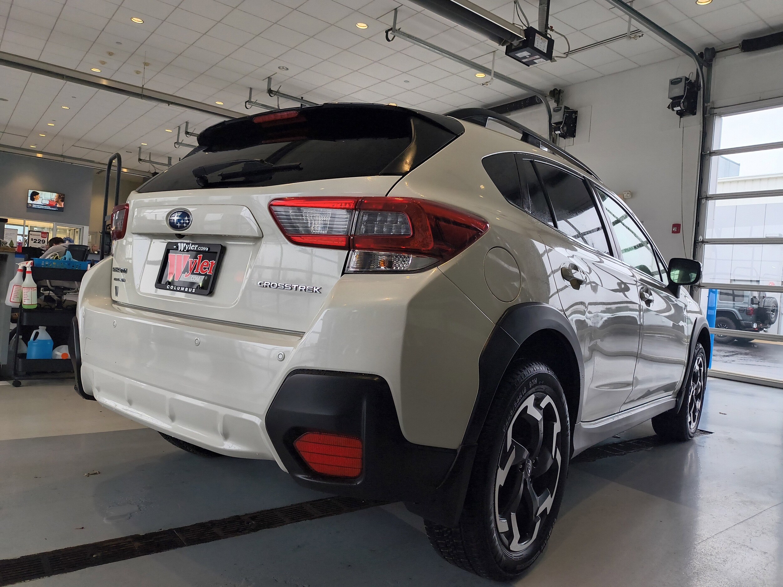 2022 Subaru Crosstrek Limited photo 3