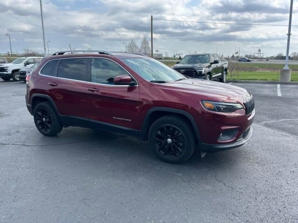 Used 2021 Jeep Cherokee Latitude Lux FWD SUV
