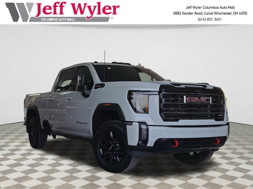 Used 2024 GMC Sierra 2500HD 4WD Crew Cab 159 AT4 Truck Crew Cab