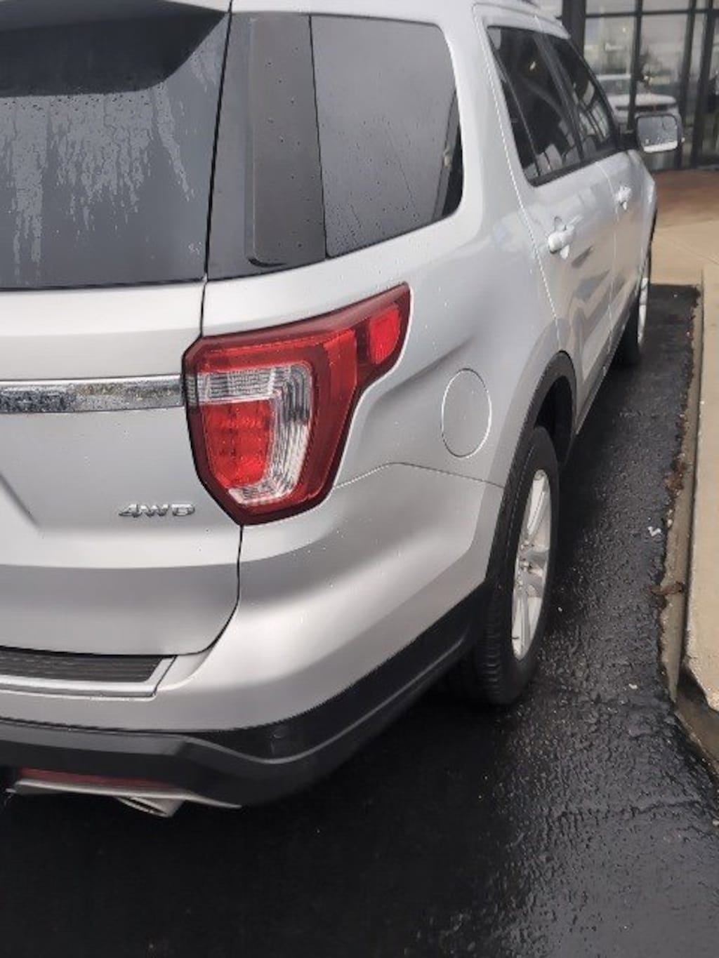 Used 2018 Ford Explorer XLT 4WD SUV