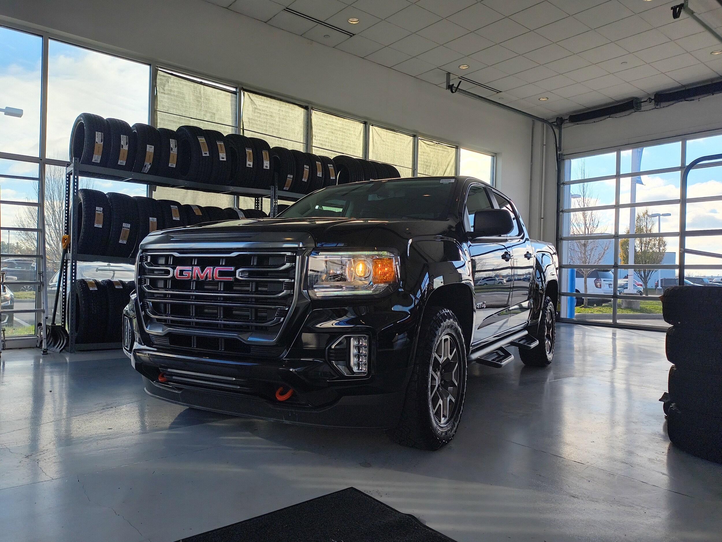2022 Gmc Canyon AT4 photo 2