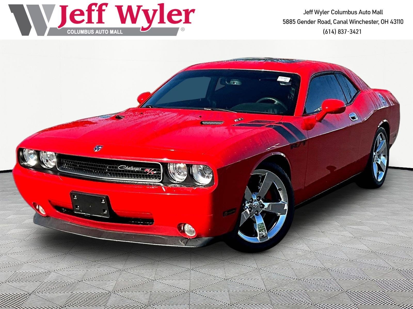 2010 Dodge Challenger R/T's photo