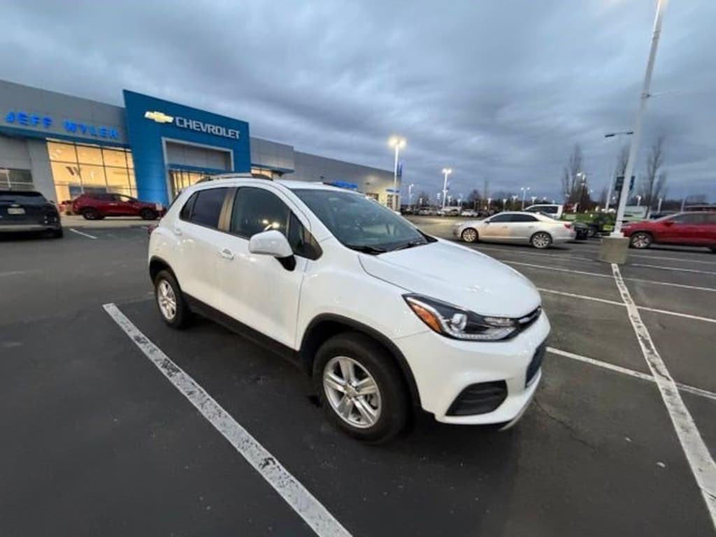 Used 2022 Chevrolet Trax AWD 4dr LT SUV