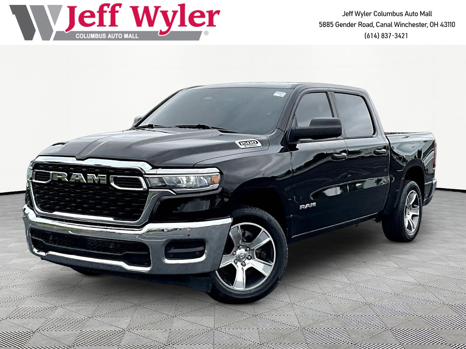 2025 RAM 1500 Tradesman 4x4 Crew Cab 5'7's photo