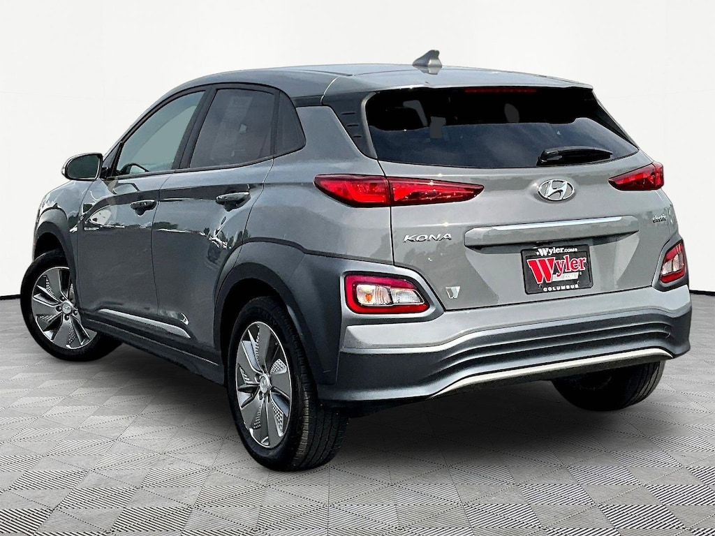 Used 2021 Hyundai Kona Electric Limited FWD SUV