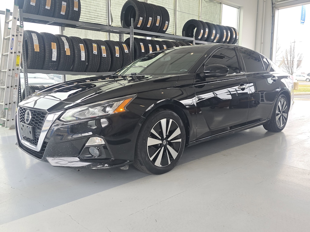 Used 2019 Nissan Altima 2.5 SL Sedan Sedan