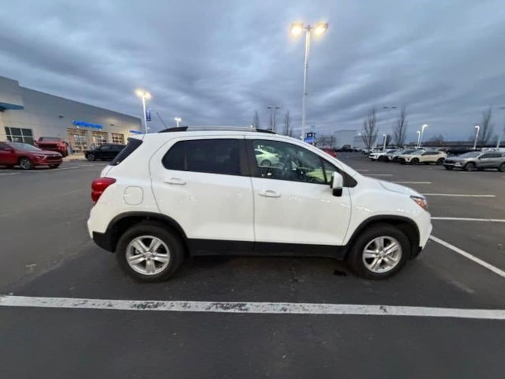 Used 2022 Chevrolet Trax AWD 4dr LT SUV