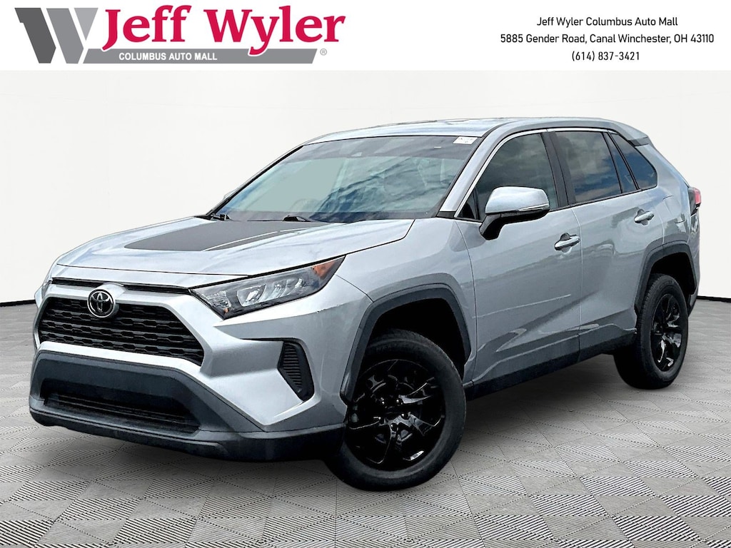 Used 2022 Toyota RAV4 LE FWD SUV