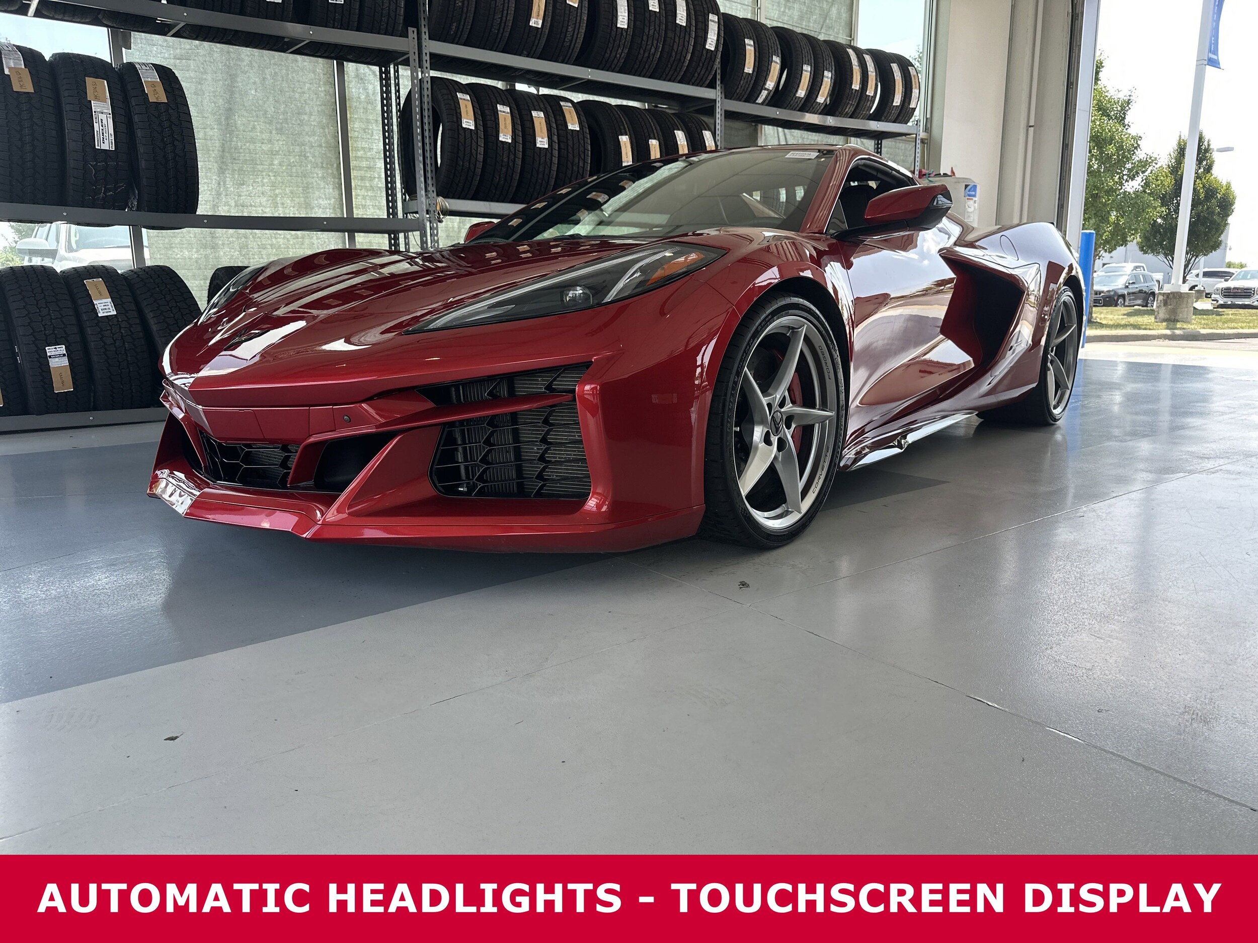 2024 Chevrolet Corvette E-Ray 2LZ photo 2