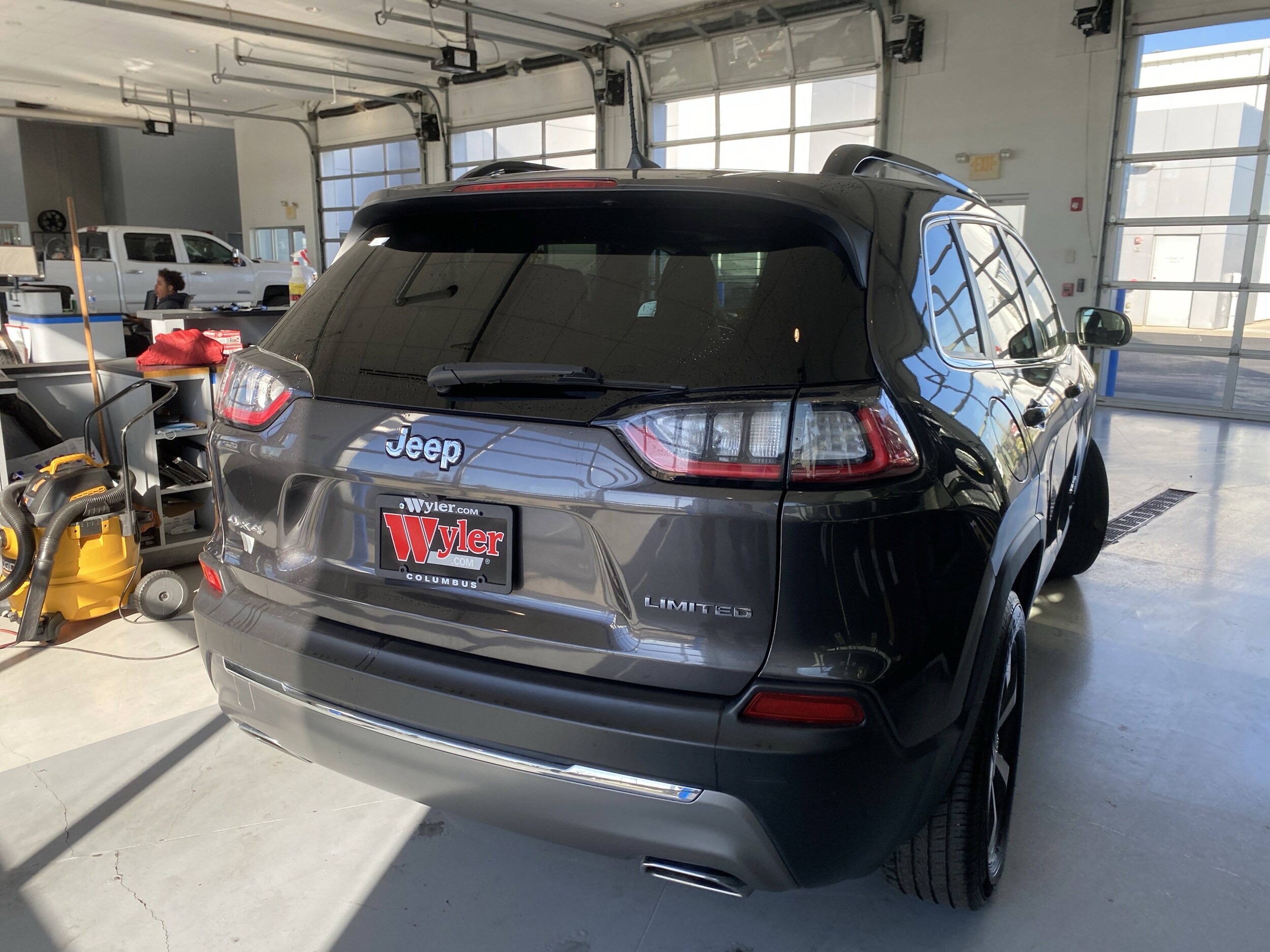 2022 Jeep Cherokee Limited photo 4