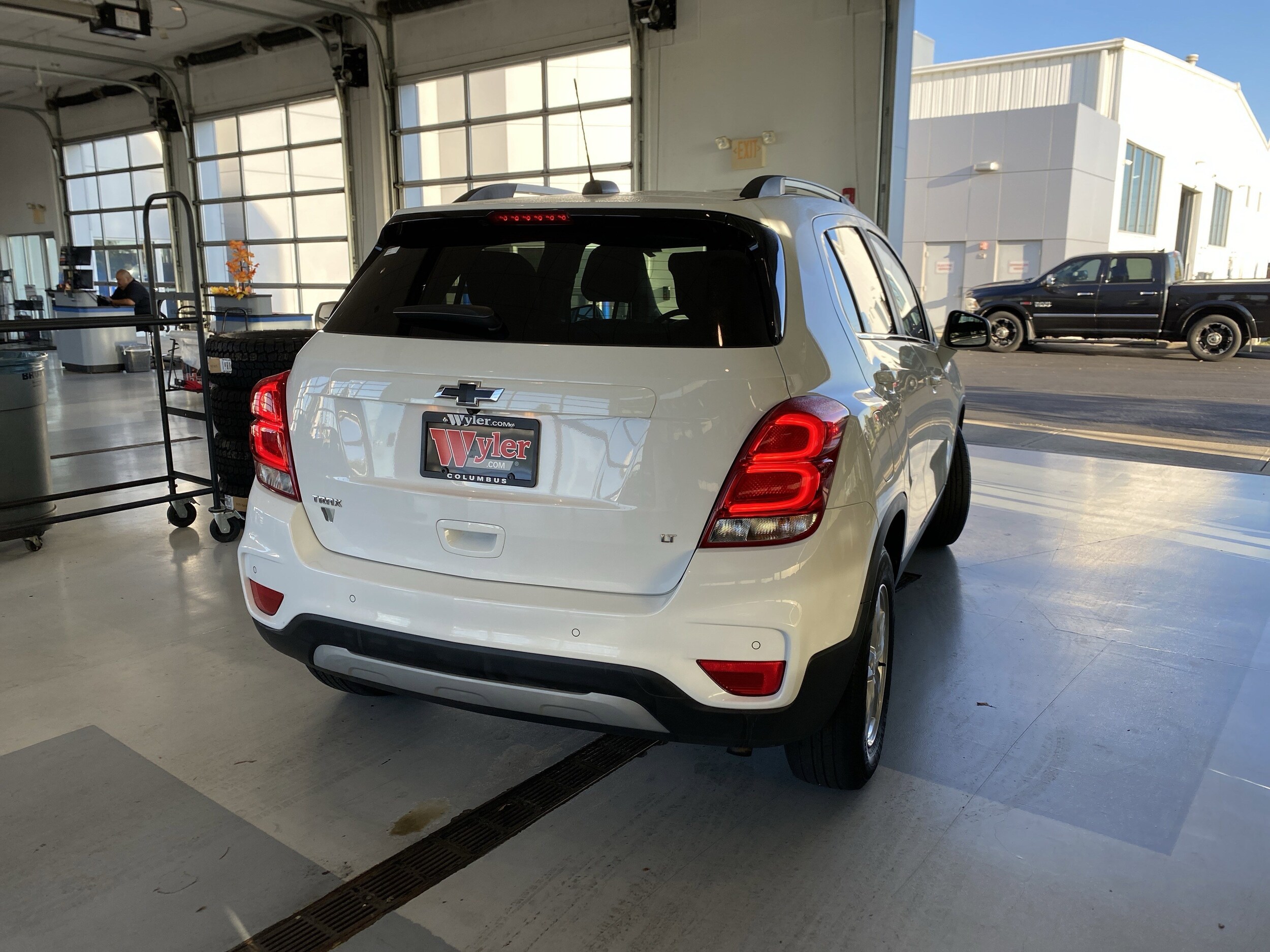 2020 Chevrolet Trax LT photo 3