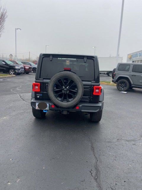 2022 Jeep Wrangler 4xe Unlimited Sahara photo 2
