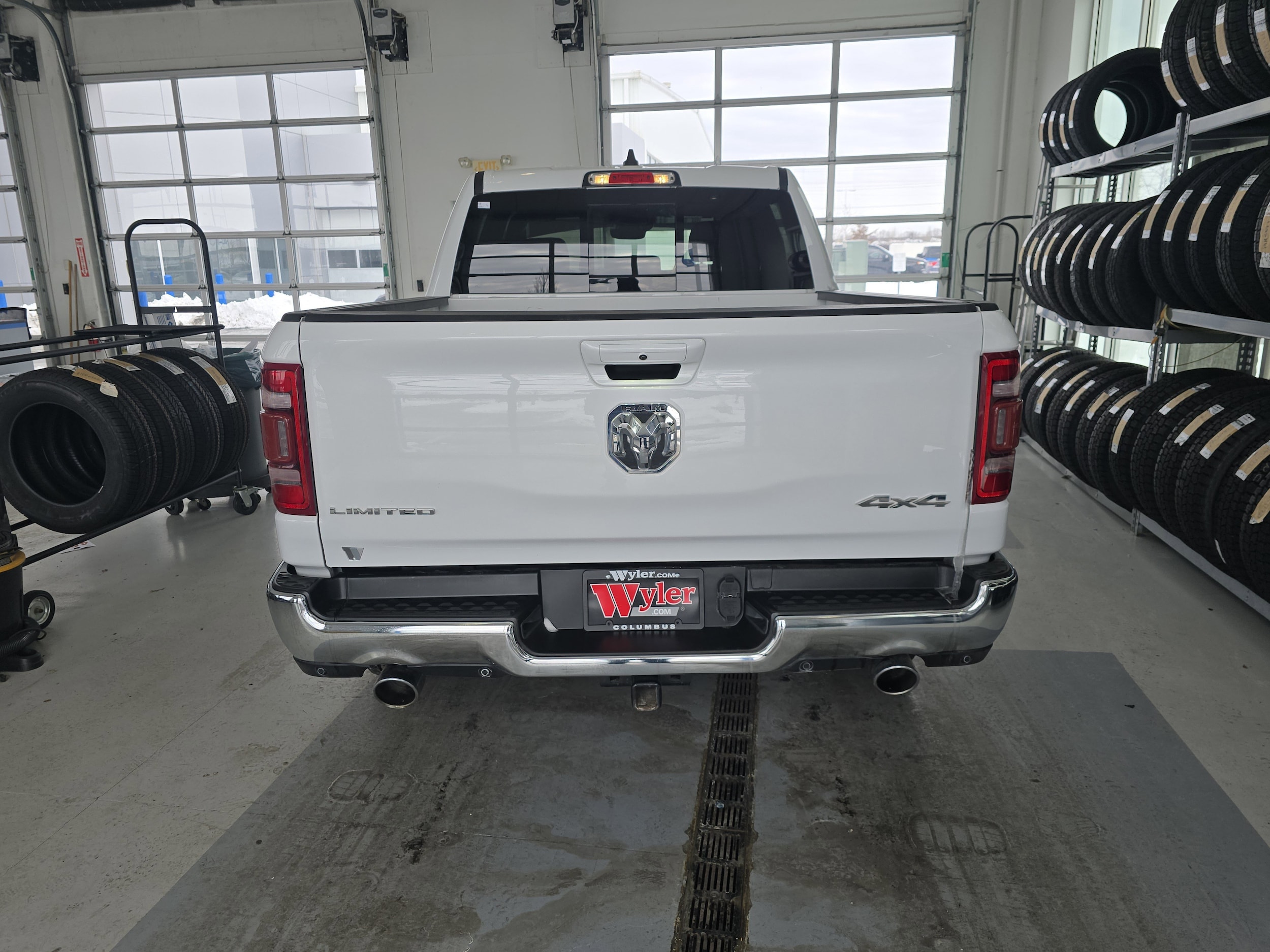 2023 RAM Ram 1500 Pickup Limited - Photo 7