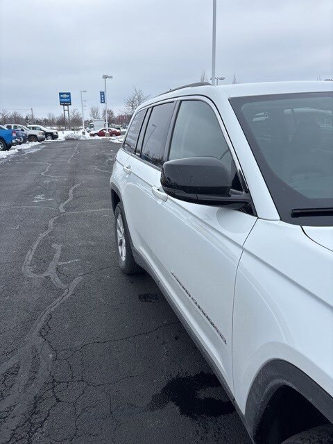 2022 Jeep Grand Cherokee Limited photo 4