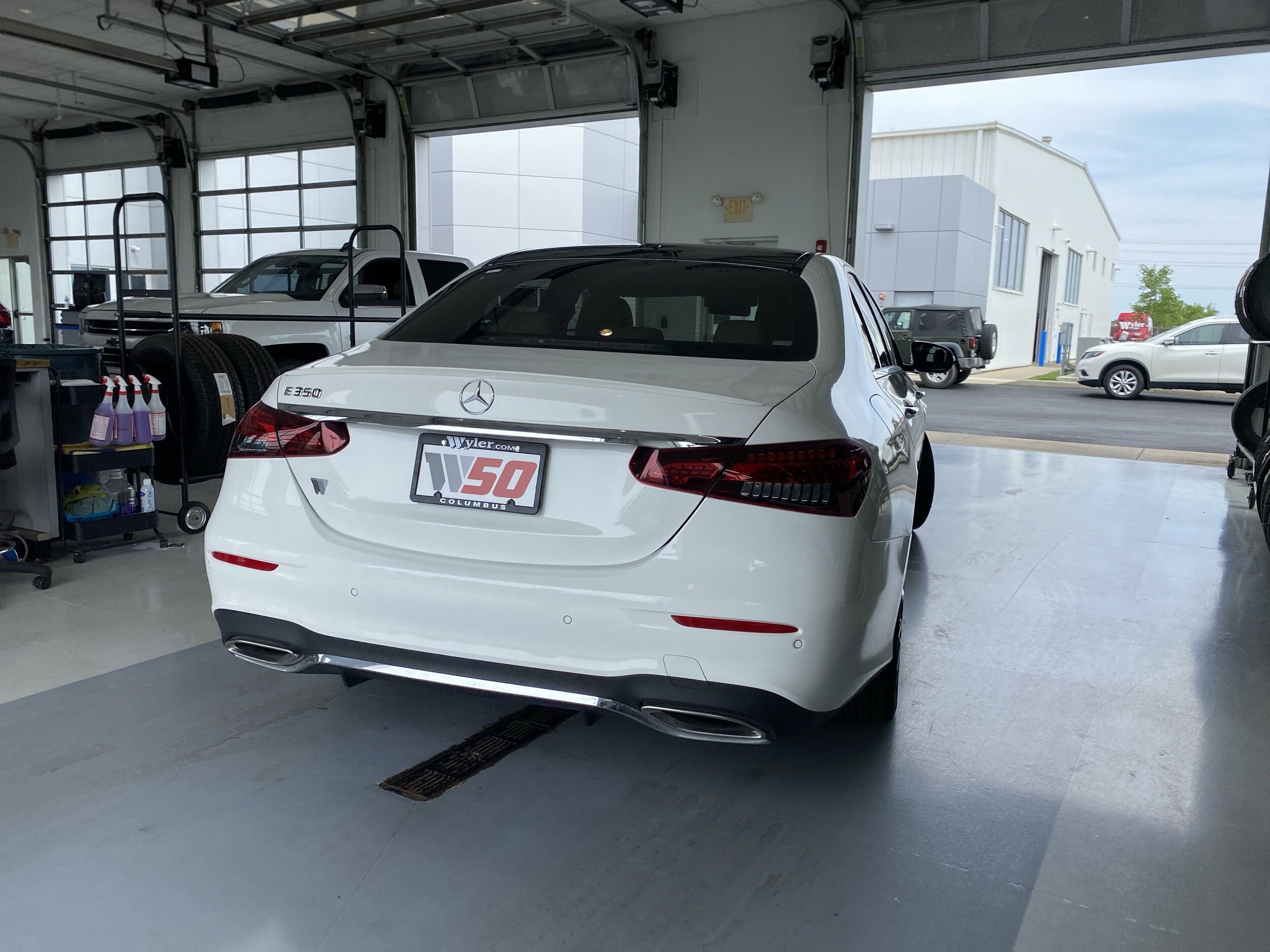 2023 Mercedes Benz E 350 Sedan photo 3