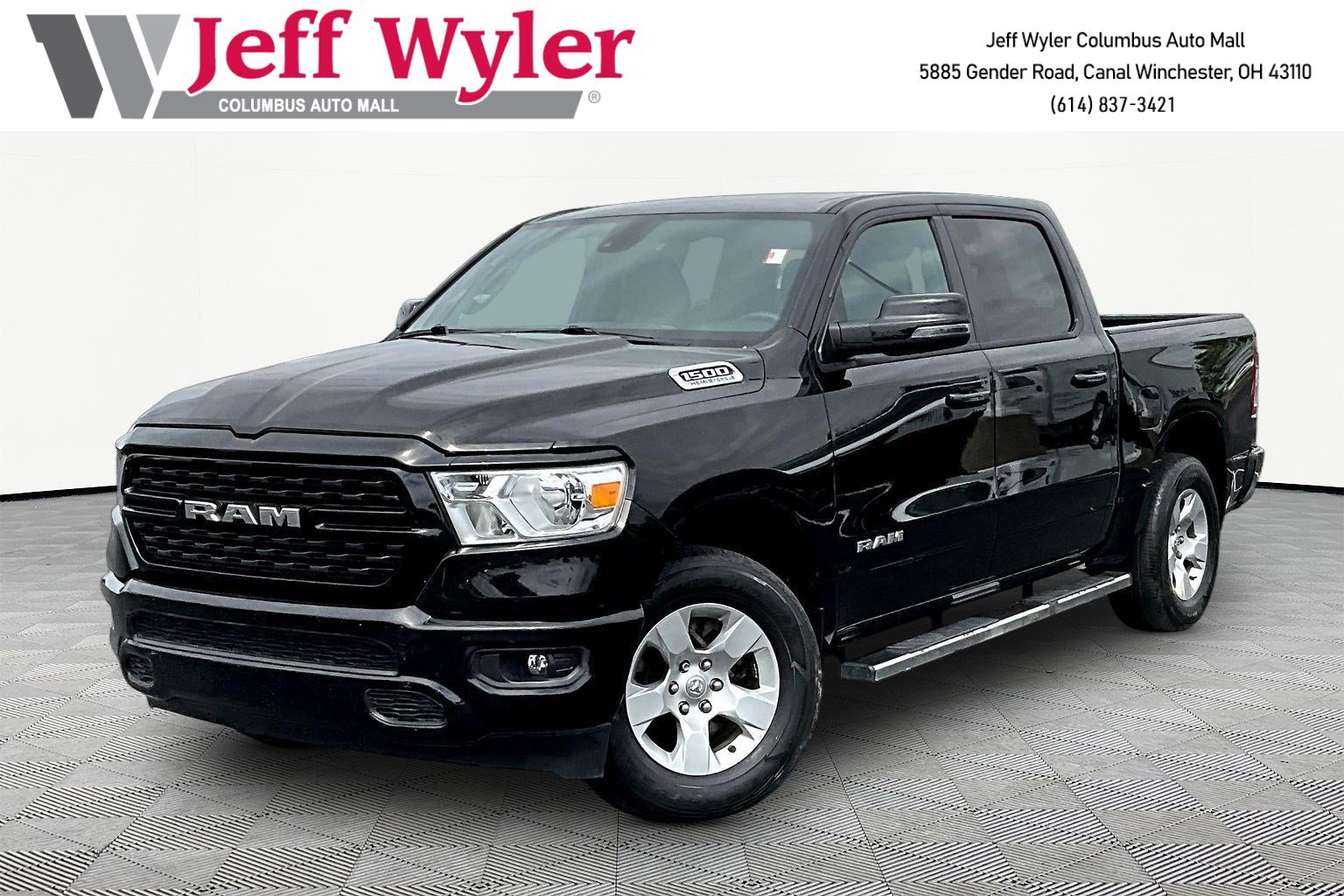 2024 RAM 1500 Big Horn/Lone Star 4x4 Crew Cab 5'7's photo