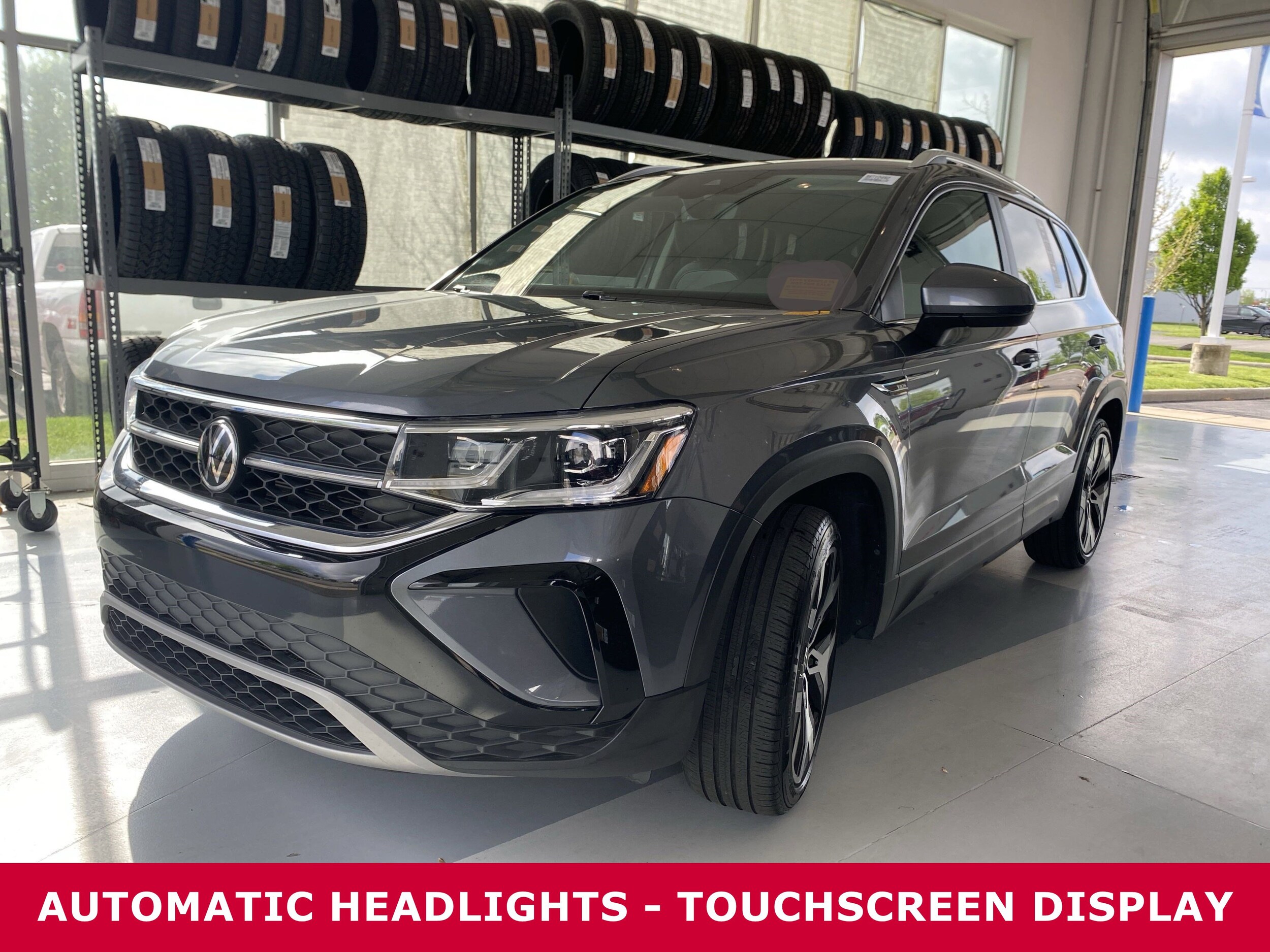 2022 Volkswagen Taos SEL photo 2