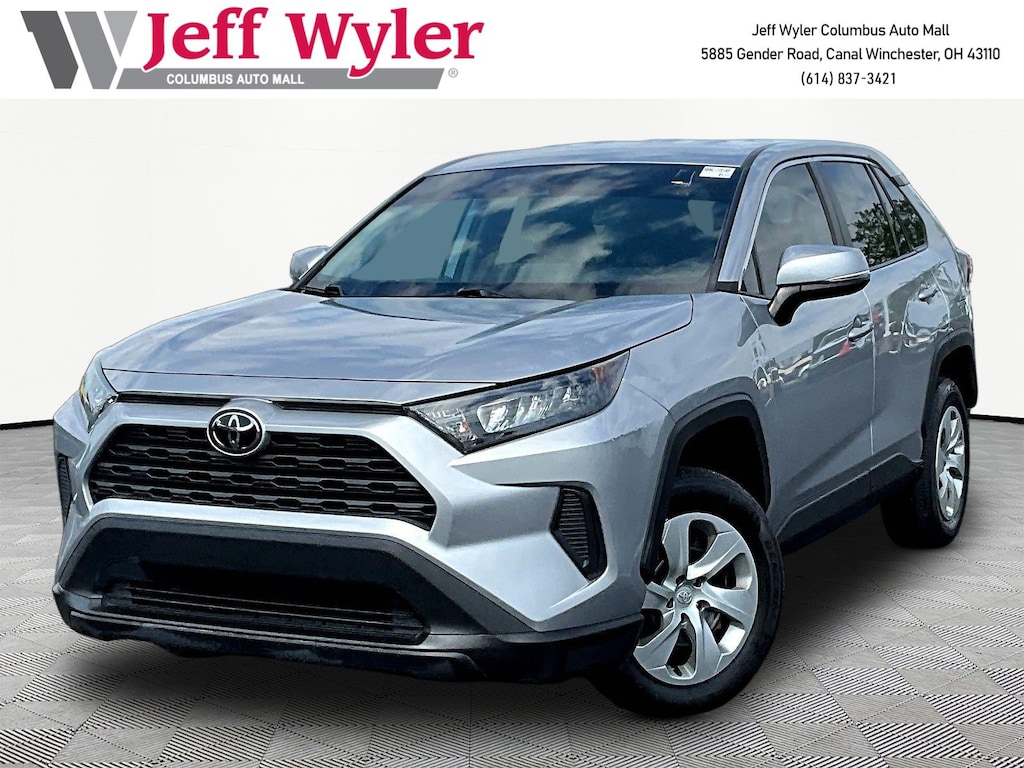Used 2022 Toyota RAV4 LE FWD SUV