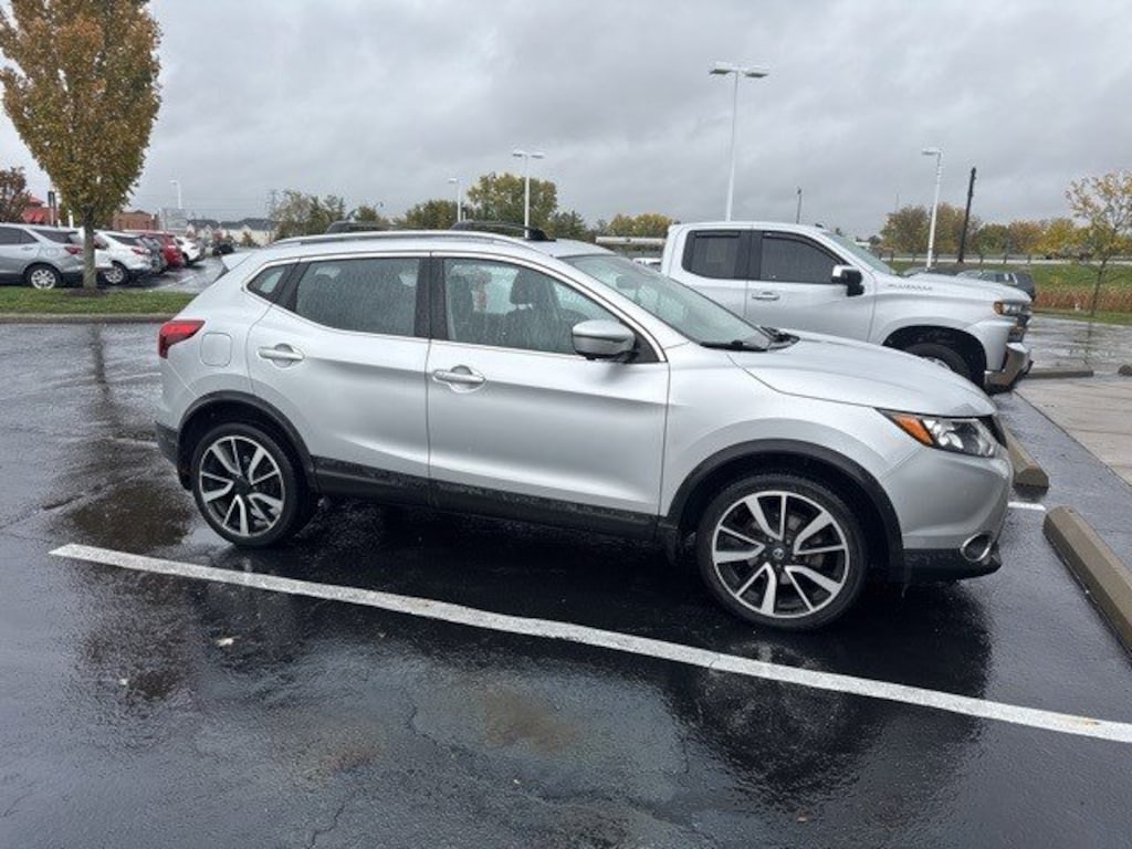Used 2017 Nissan Rogue Sport AWD SL SUV