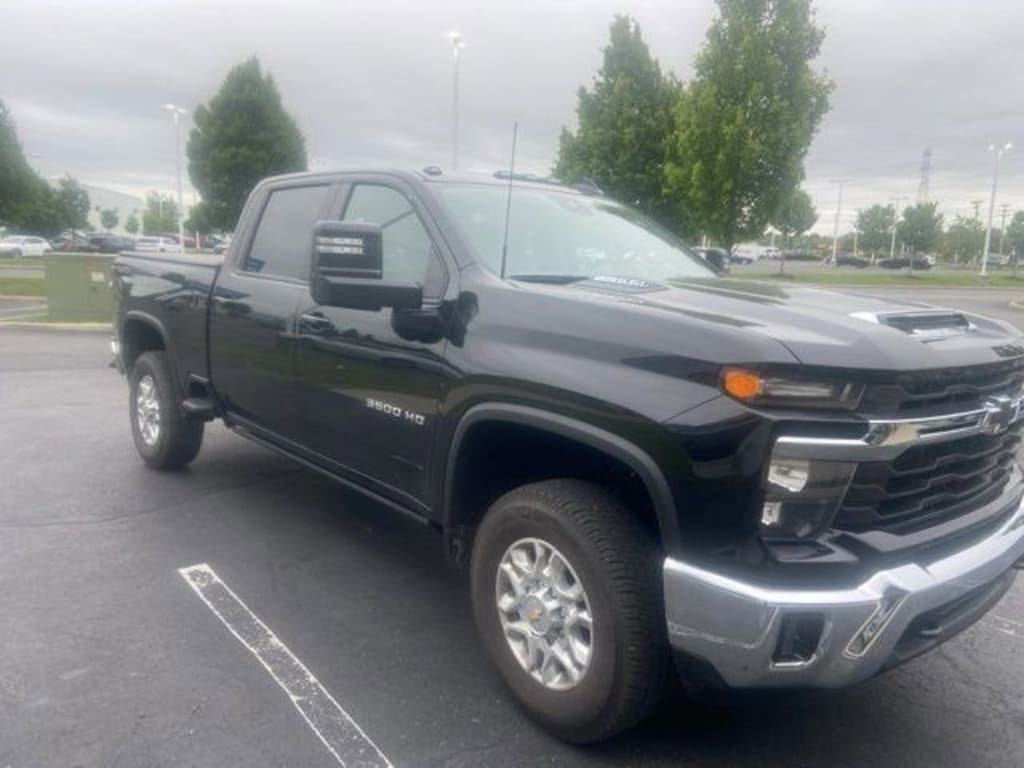 Used 2024 Chevrolet Silverado 3500HD 4WD Crew Cab 159 LT Truck Crew Cab