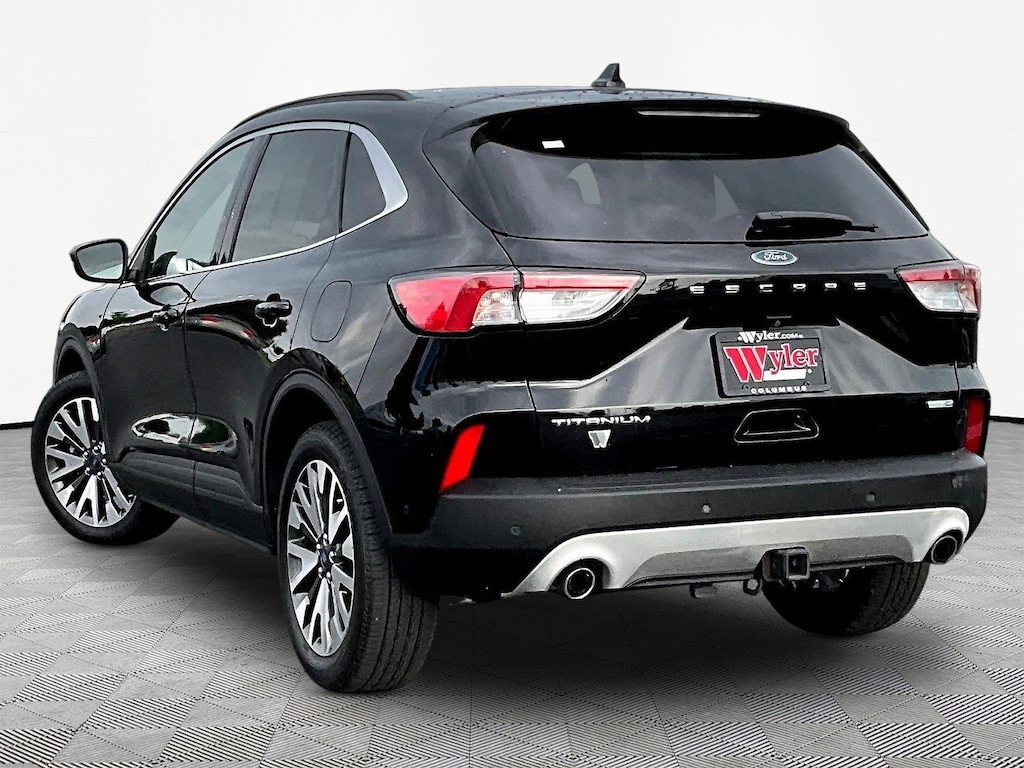 Used 2020 Ford Escape Titanium AWD SUV
