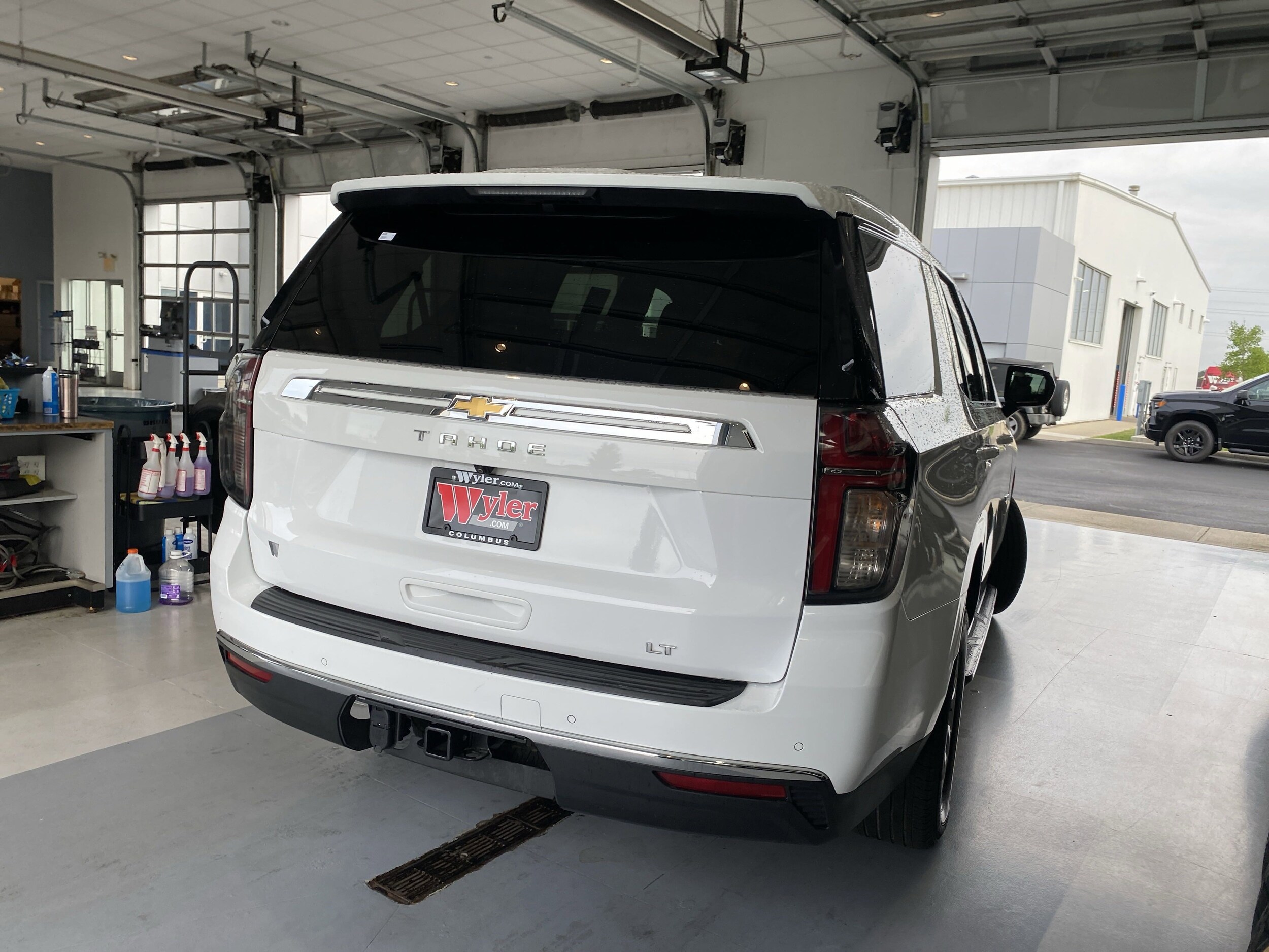 2021 Chevrolet Tahoe LT photo 4