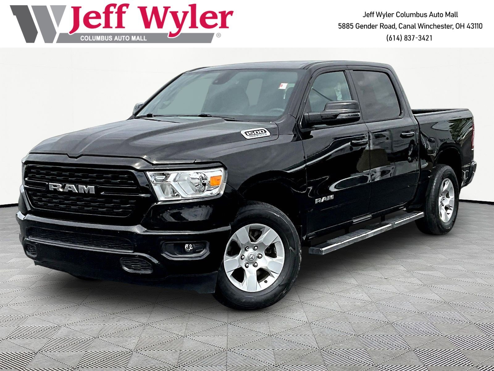 2024 RAM 1500 Big Horn/Lone Star 4x4 Crew Cab 5'7's photo