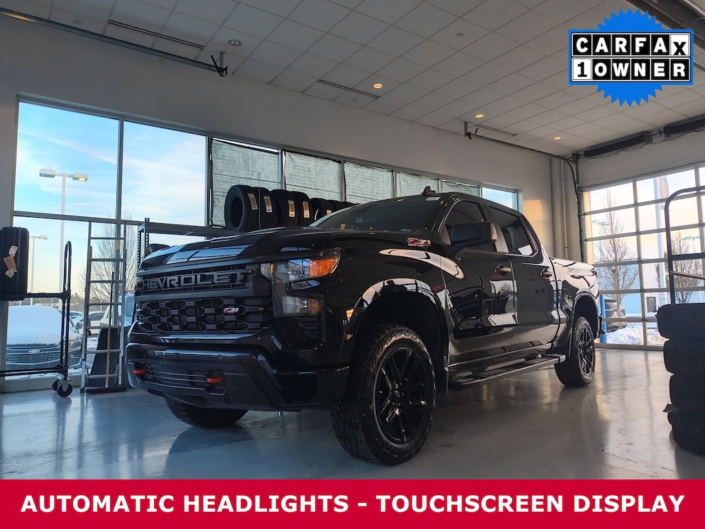 Used 2024 Chevrolet Silverado 1500 4WD Crew Cab 147 Custom Trail Boss Truck Crew Cab