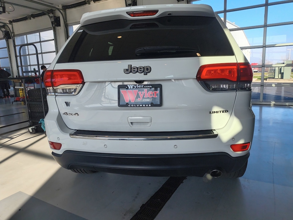 Used 2017 Jeep Grand Cherokee Limited 4x4 SUV