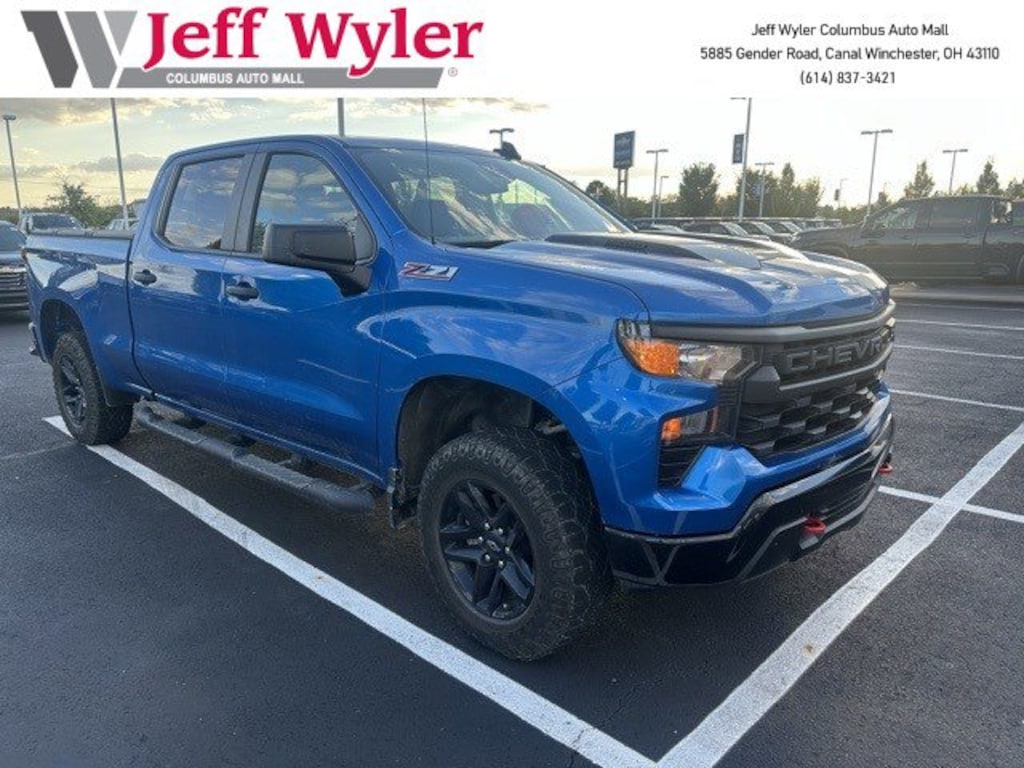 Used 2022 Chevrolet Silverado 1500 4WD Crew Cab 157 Custom Trail Boss Truck Crew Cab