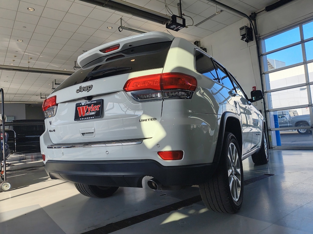 Used 2017 Jeep Grand Cherokee Limited 4x4 SUV