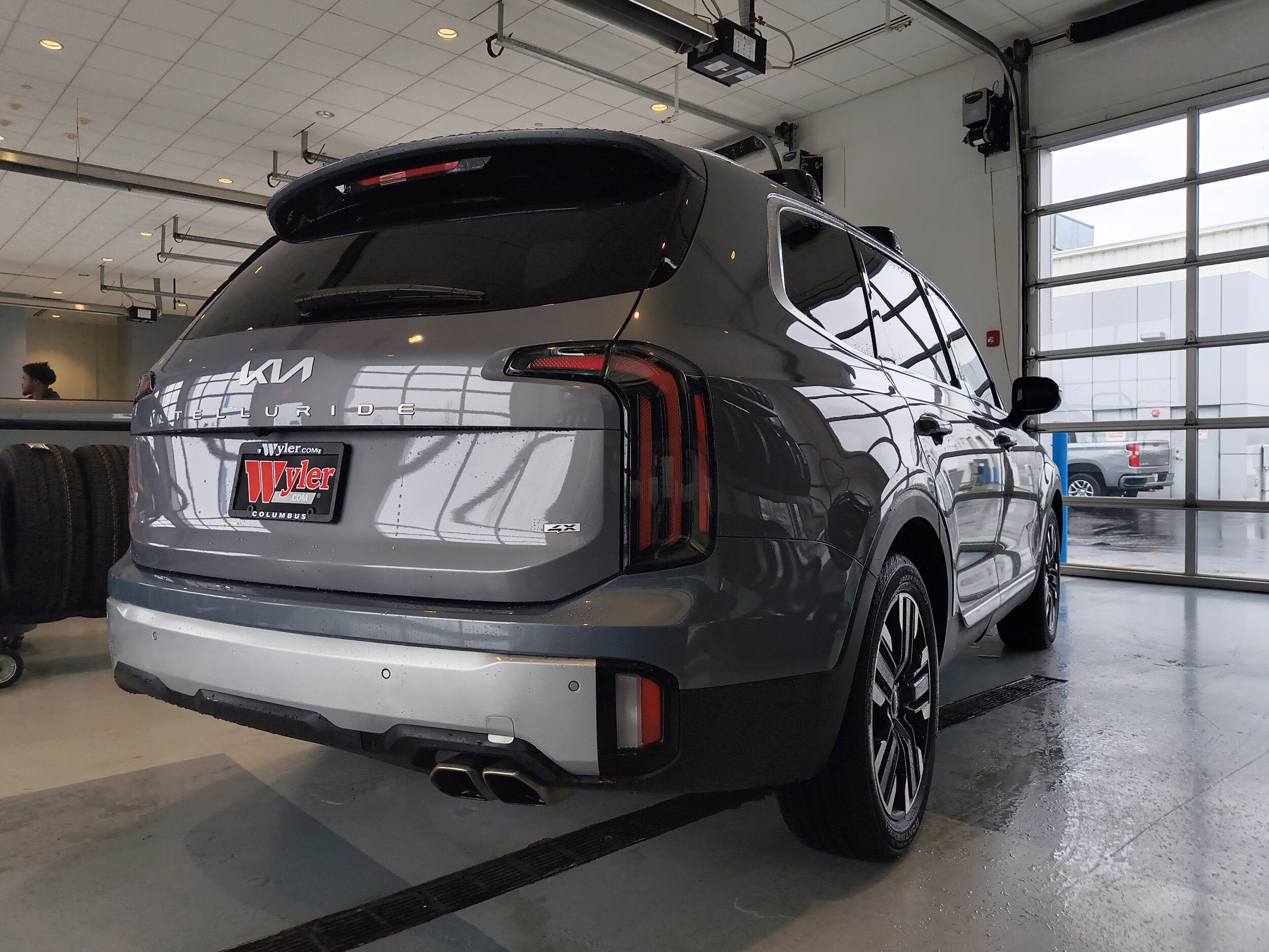 2023 Kia Telluride SX Prestige photo 3