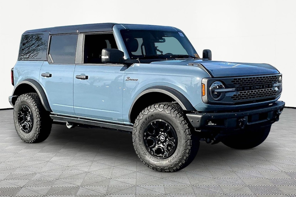 Used 2024 Ford Bronco Badlands 4 Door Advanced 4x4 SUV