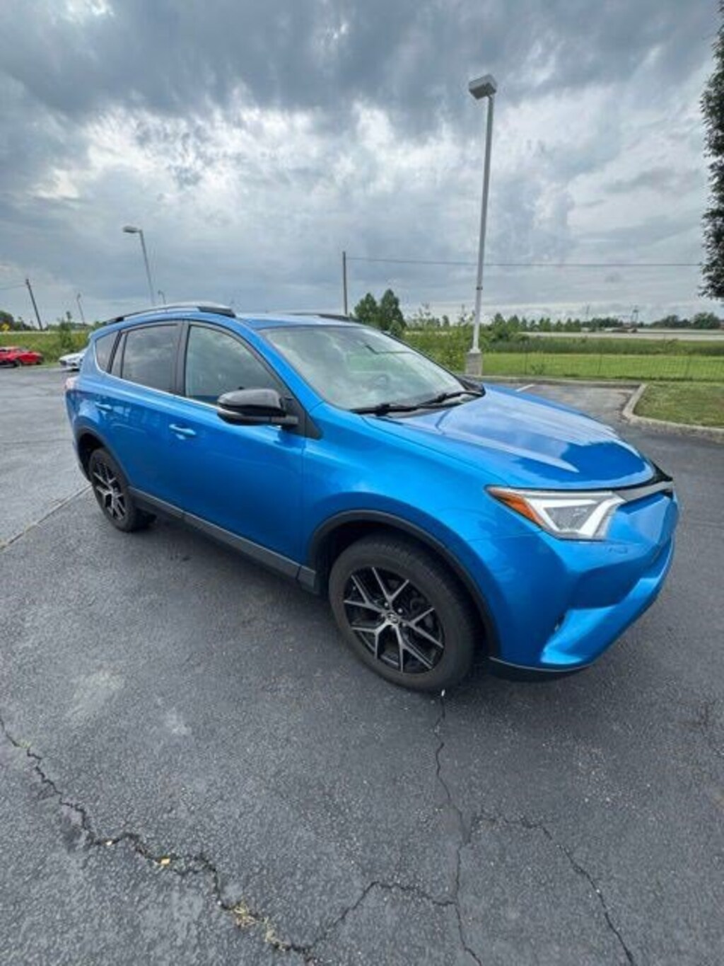 Used 2017 Toyota RAV4 SE AWD SUV