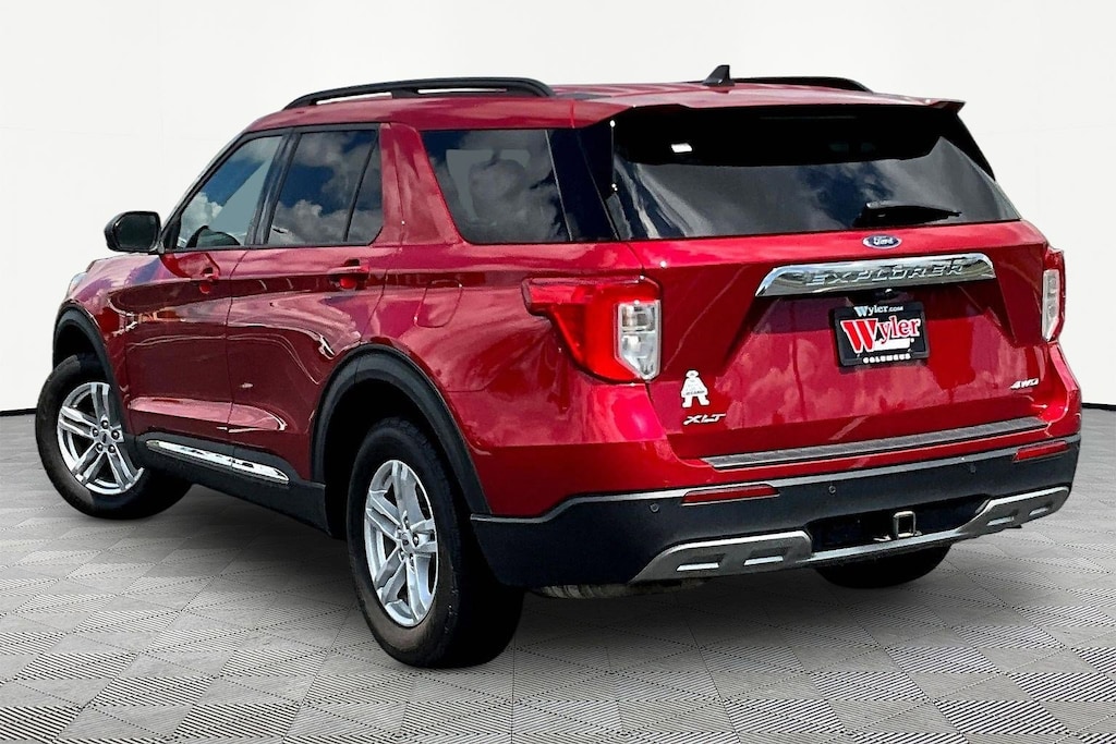 Used 2021 Ford Explorer XLT 4WD SUV