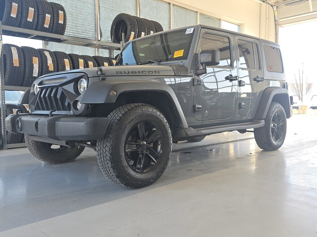Used 2015 Jeep Wrangler Unlimited 4WD 4dr Rubicon SUV