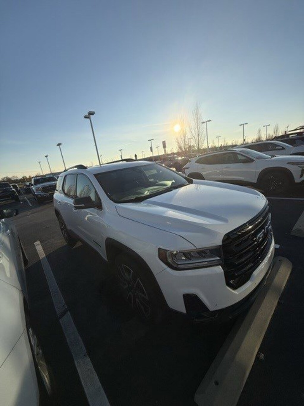 Used 2021 GMC Acadia AWD 4dr SLT SUV