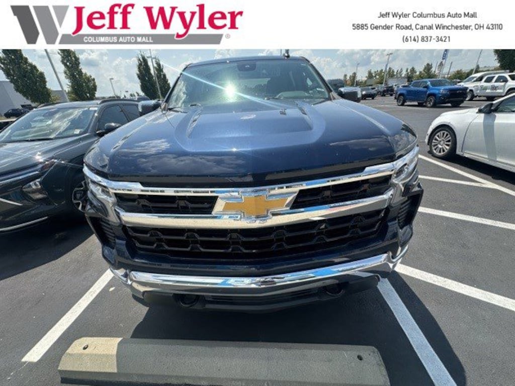 Used 2023 Chevrolet Silverado 1500 4WD Crew Cab 147 LT w/1LT Truck Crew Cab