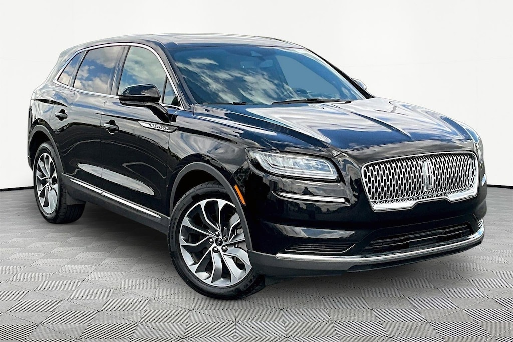 Used 2023 Lincoln Nautilus Reserve AWD SUV