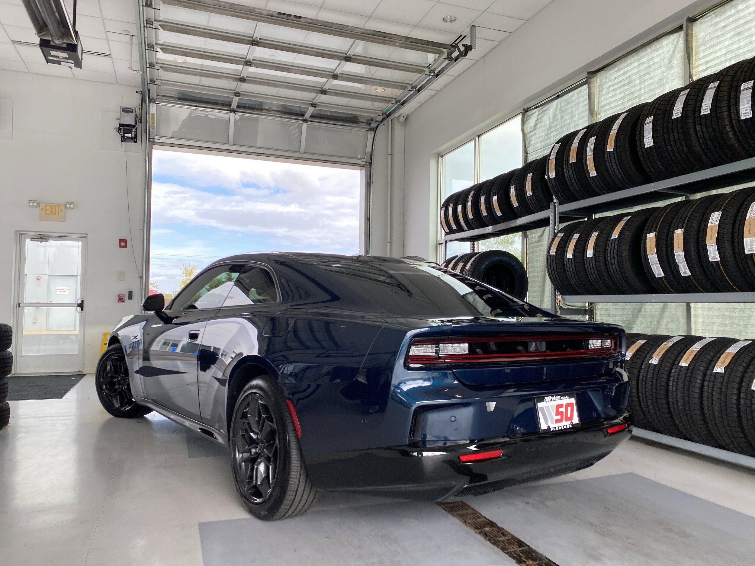 2025 Dodge Charger Daytona R/T AWD photo 2