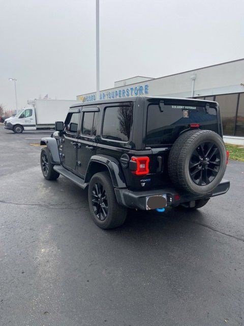 2022 Jeep Wrangler 4xe Unlimited Sahara photo 3