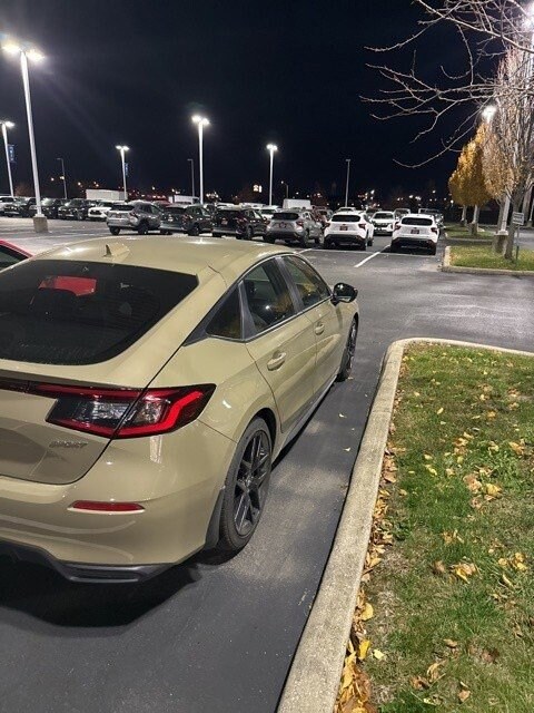 2025 Honda Civic Hatchback Sport photo 4