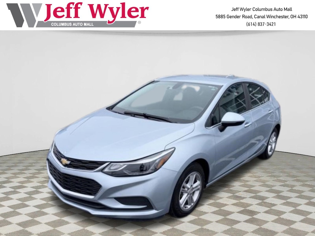 Used 2017 Chevrolet Cruze 4dr HB 1.4L LT w/1SD Hatchback