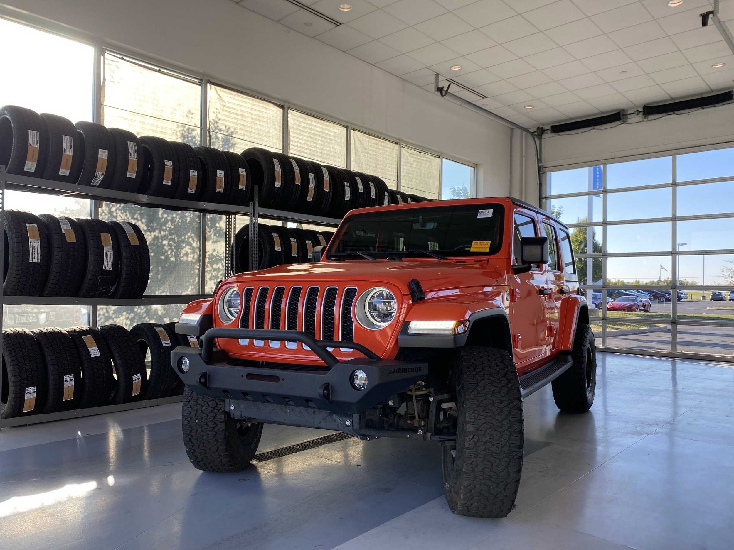 2019 Jeep Wrangler Unlimited Sahara photo 2