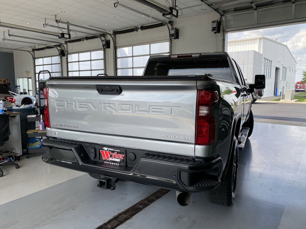 Used 2024 Chevrolet Silverado 2500HD 4WD Crew Cab 159 Custom Truck Crew Cab