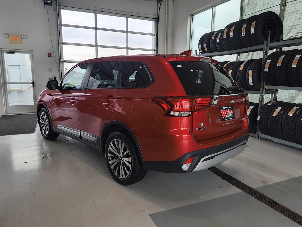 Used 2019 Mitsubishi Outlander ES AWC CUV