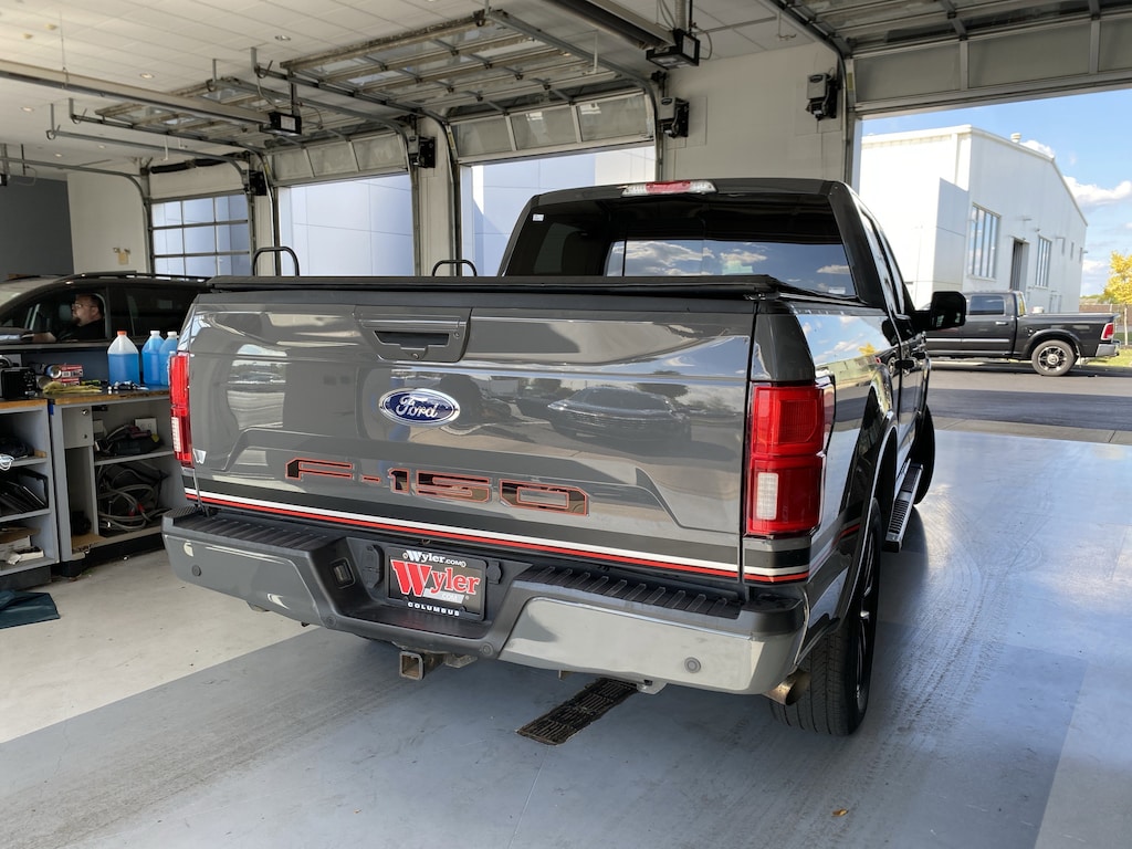 Used 2020 Ford F-150 LARIAT 4WD SuperCrew 5.5 Box Truck SuperCrew Cab