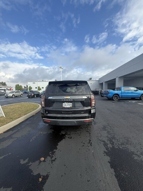 2023 Chevrolet Tahoe LT photo 3
